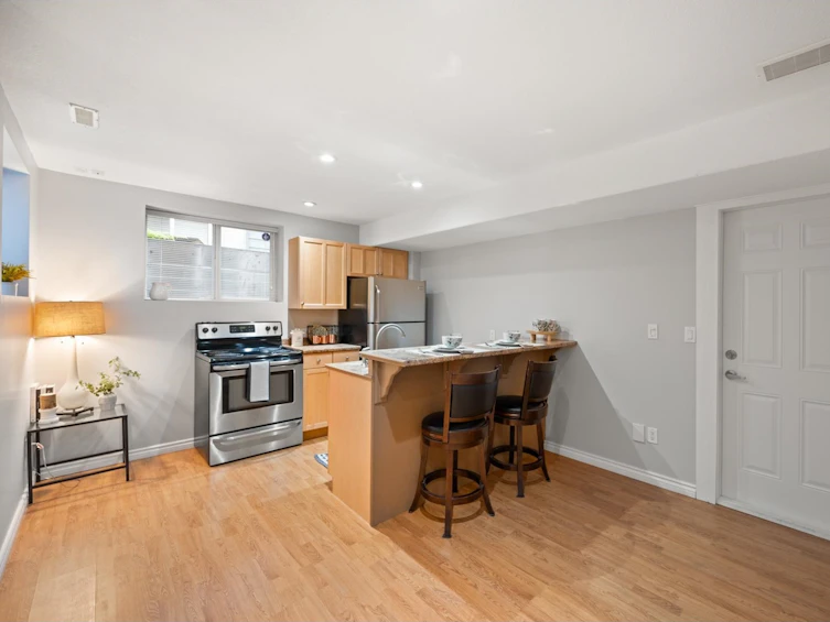11398 154a Street, Surrey, BC, V3R 2V7 - 34
