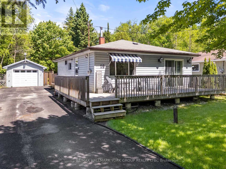 19 Lindell Road, Georgina, ON, L0E 1N0