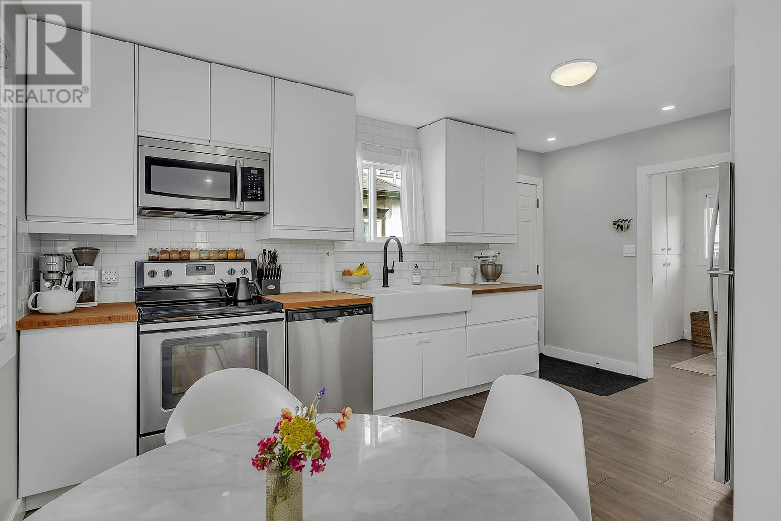 732 Coronation Avenue, Kelowna, BC, V1Y 7A3 - 20