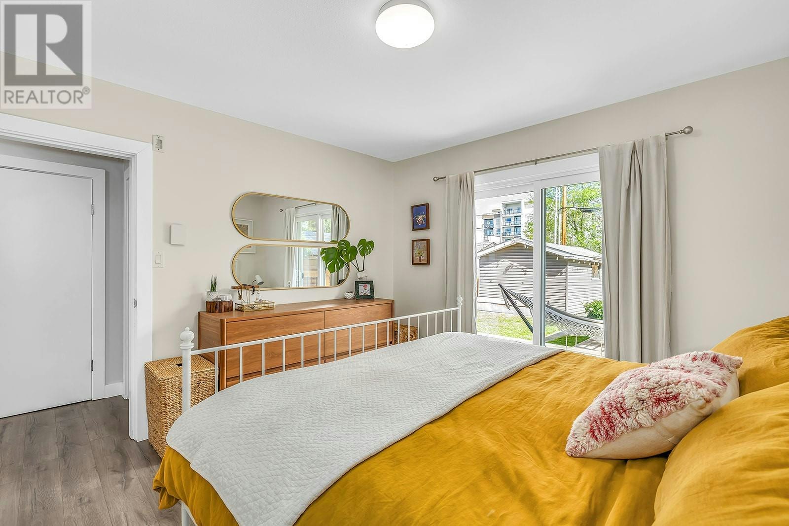 732 Coronation Avenue, Kelowna, BC, V1Y 7A3 - 24