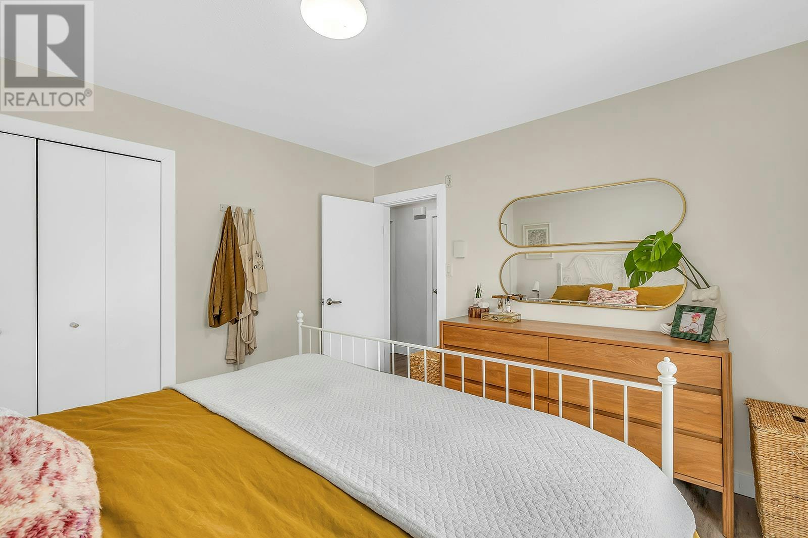 732 Coronation Avenue, Kelowna, BC, V1Y 7A3 - 25