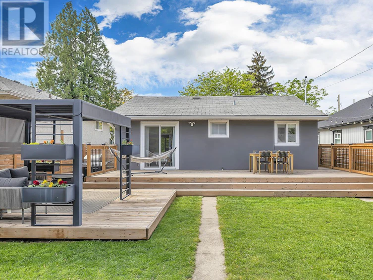 732 Coronation Avenue, Kelowna, BC, V1Y 7A3 - 35