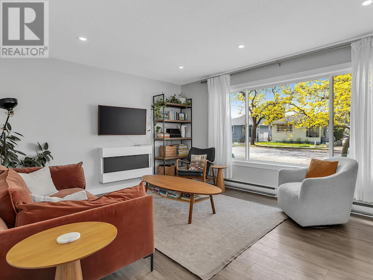 732 Coronation Avenue, Kelowna, BC, V1Y 7A3 - 7