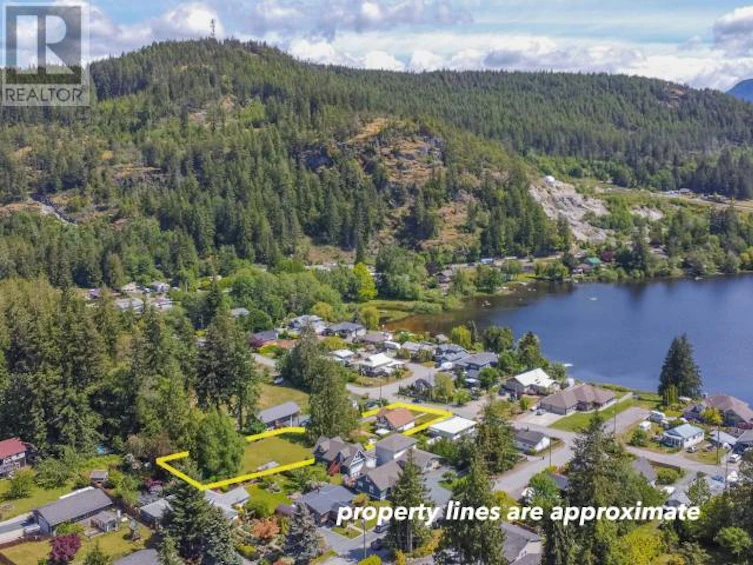 5727 Marlatt Avenue, Powell River, BC, V8A 4E8 - 2