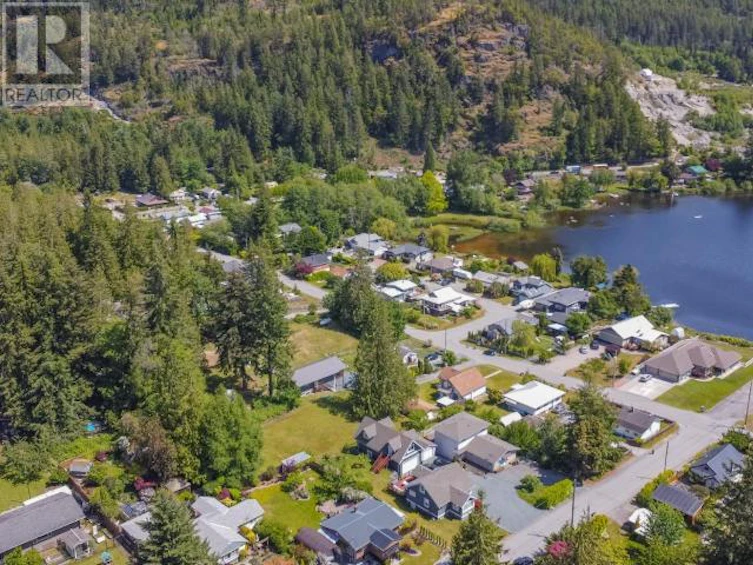5727 Marlatt Avenue, Powell River, BC, V8A 4E8 - 42