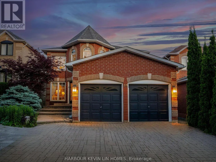 39 Rosanna Crescent, Vaughan, ON, L6A 2T3