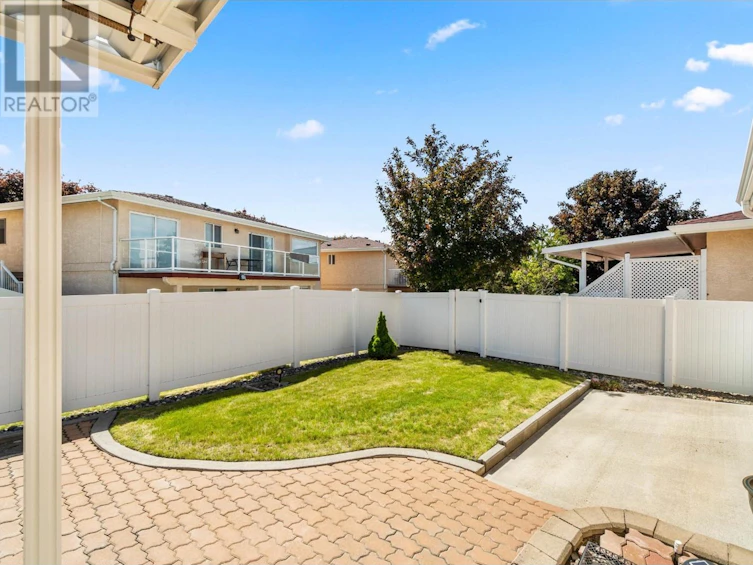815-15 Hudsons Bay Trail, Kamloops, BC, V2C 6S6 - 33