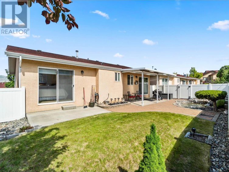 815-15 Hudsons Bay Trail, Kamloops, BC, V2C 6S6 - 6