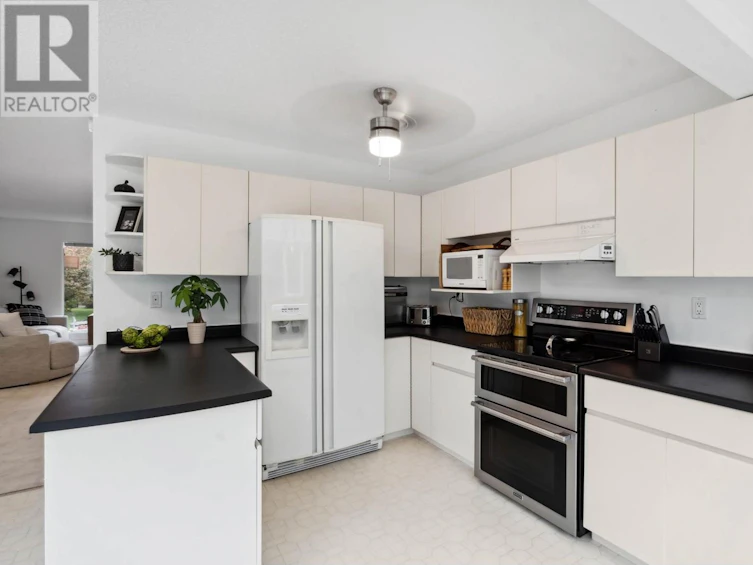 125 Monmouth Drive Drive, Kamloops, BC, V2E 1L8 - 19