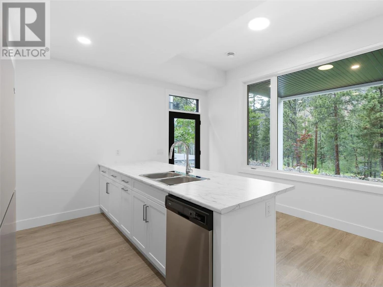 1528 Cabernet Way, West Kelowna, BC, V4T 0E1 - 41