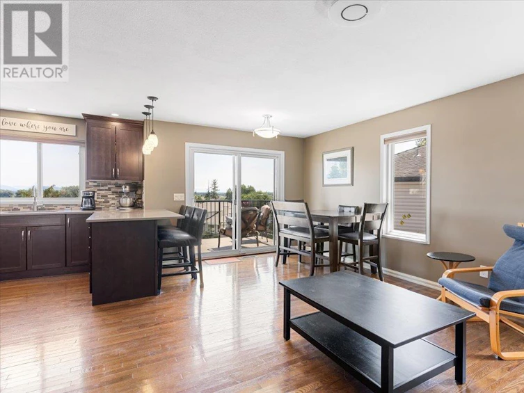 1294 Ricard Place, Port Coquitlam, BC, V3C 5H3 - 8