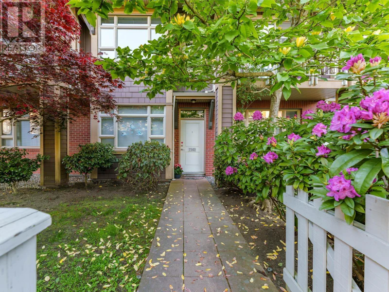 7343 Macpherson Avenue, Burnaby BC V5J 0B2