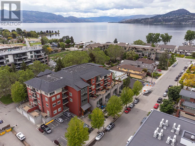 306-457 West Avenue, Kelowna, BC, V1Y 4Z3 - 2