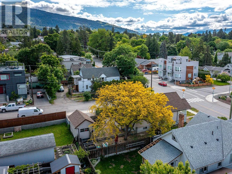 2501 35 Avenue, Vernon, BC, V1T 2S6 - 36