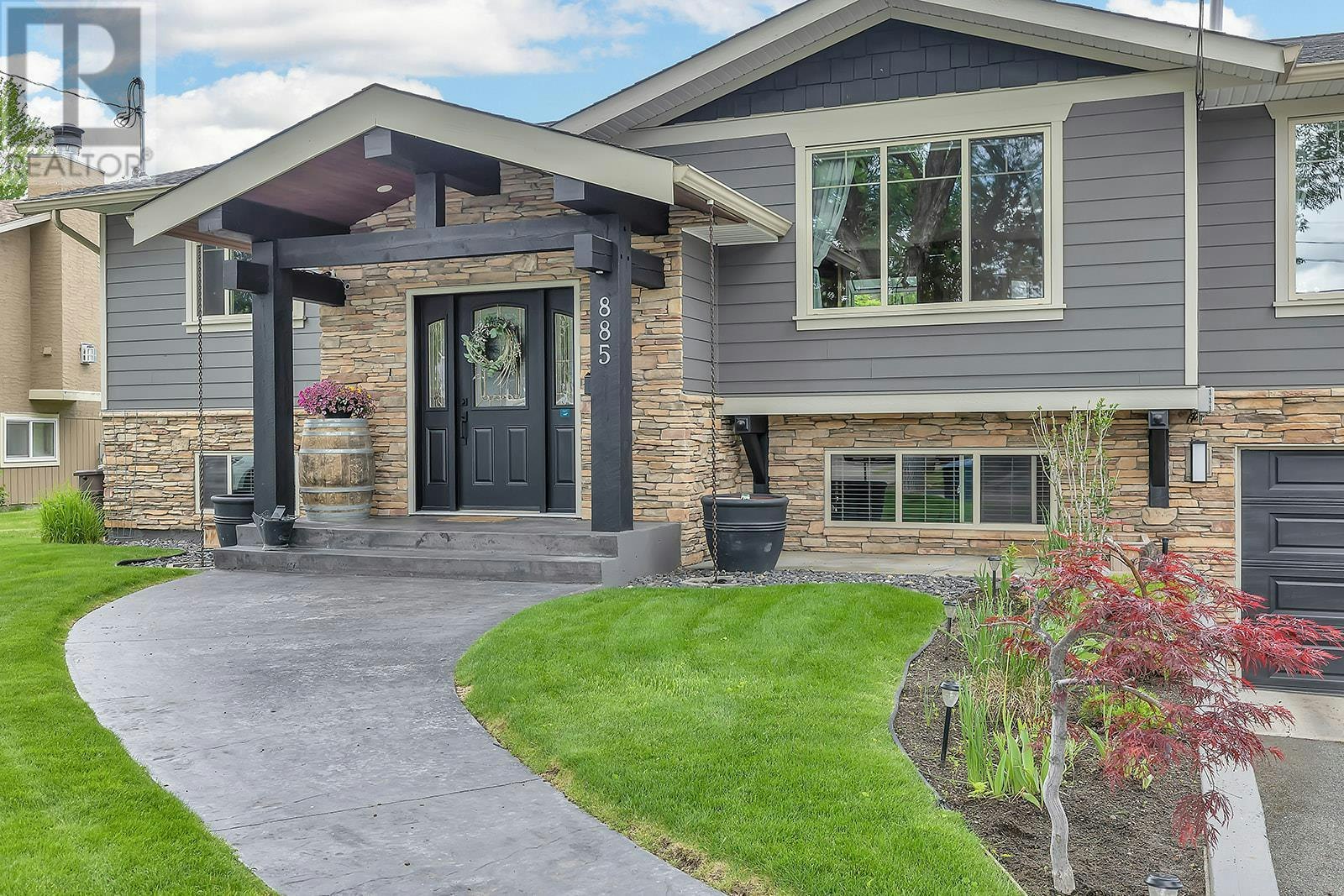 885 Thompson Road, Kelowna, BC, V1X 3X2