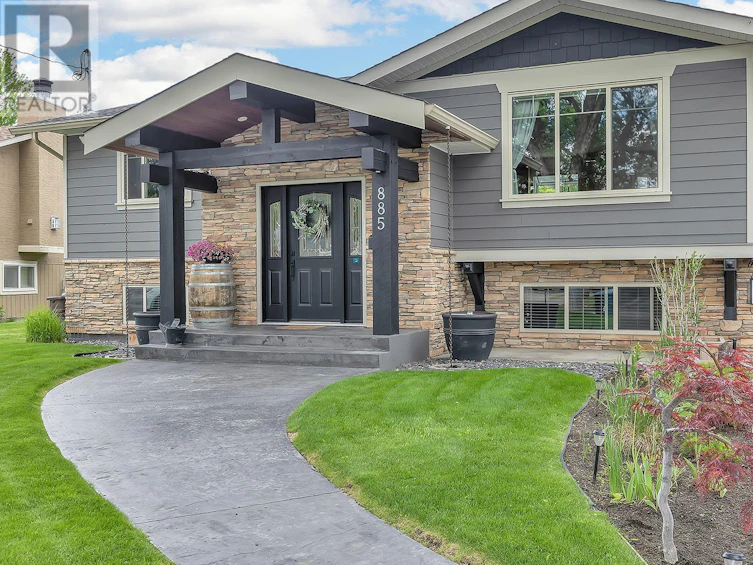 885 Thompson Road, Kelowna, BC, V1X 3X2
