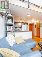 311 10 Renaissance Square