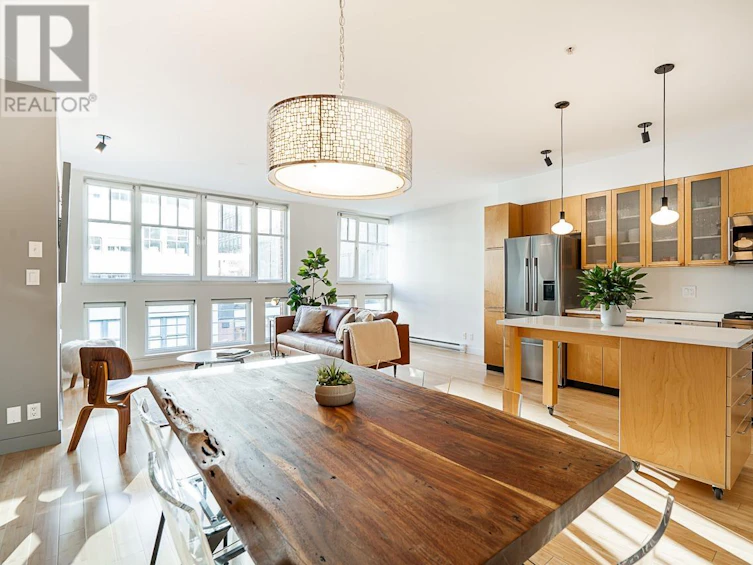 401-1072 Hamilton Street, Vancouver, BC, V6B 2R9 - 11
