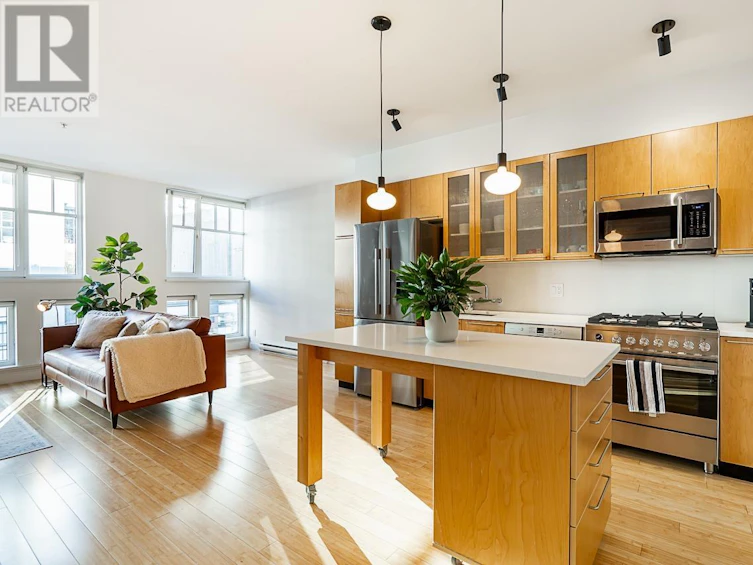 401-1072 Hamilton Street, Vancouver, BC, V6B 2R9 - 7