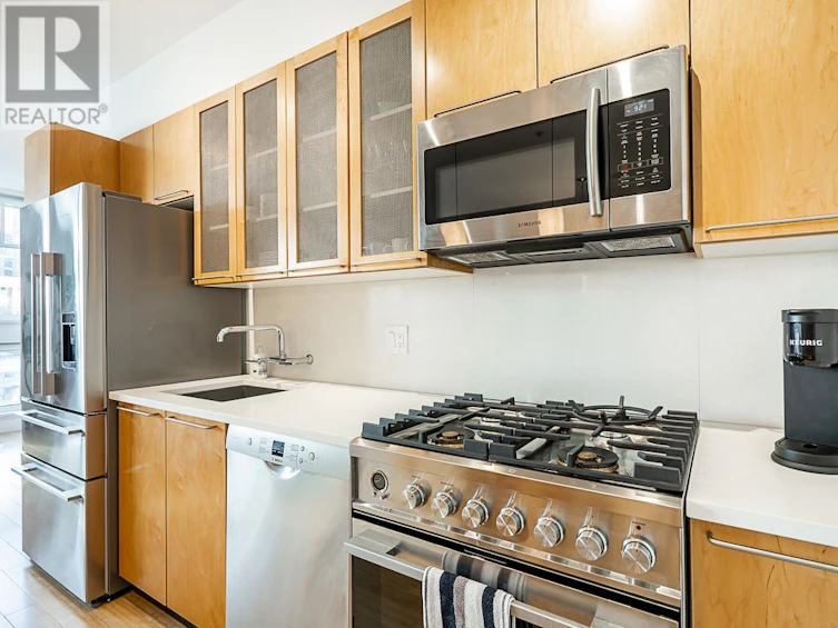 401-1072 Hamilton Street, Vancouver, BC, V6B 2R9 - 8
