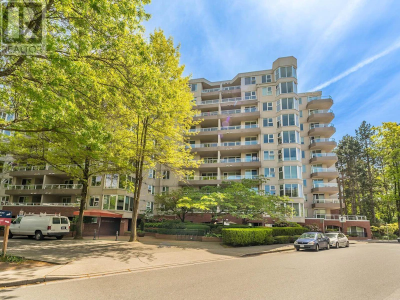 501 - 522 Moberly Road, Vancouver BC V5Z 4G4