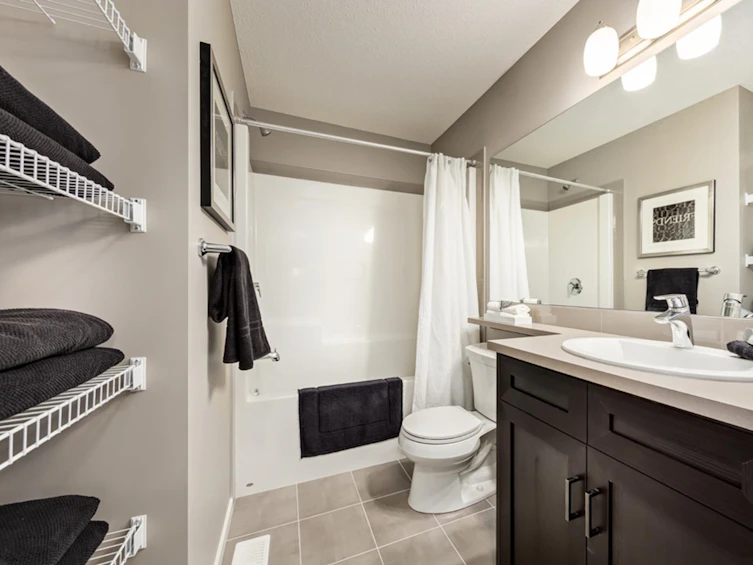 7110 51 Avenue, Beaumont, AB, T4X 2A3 - 12
