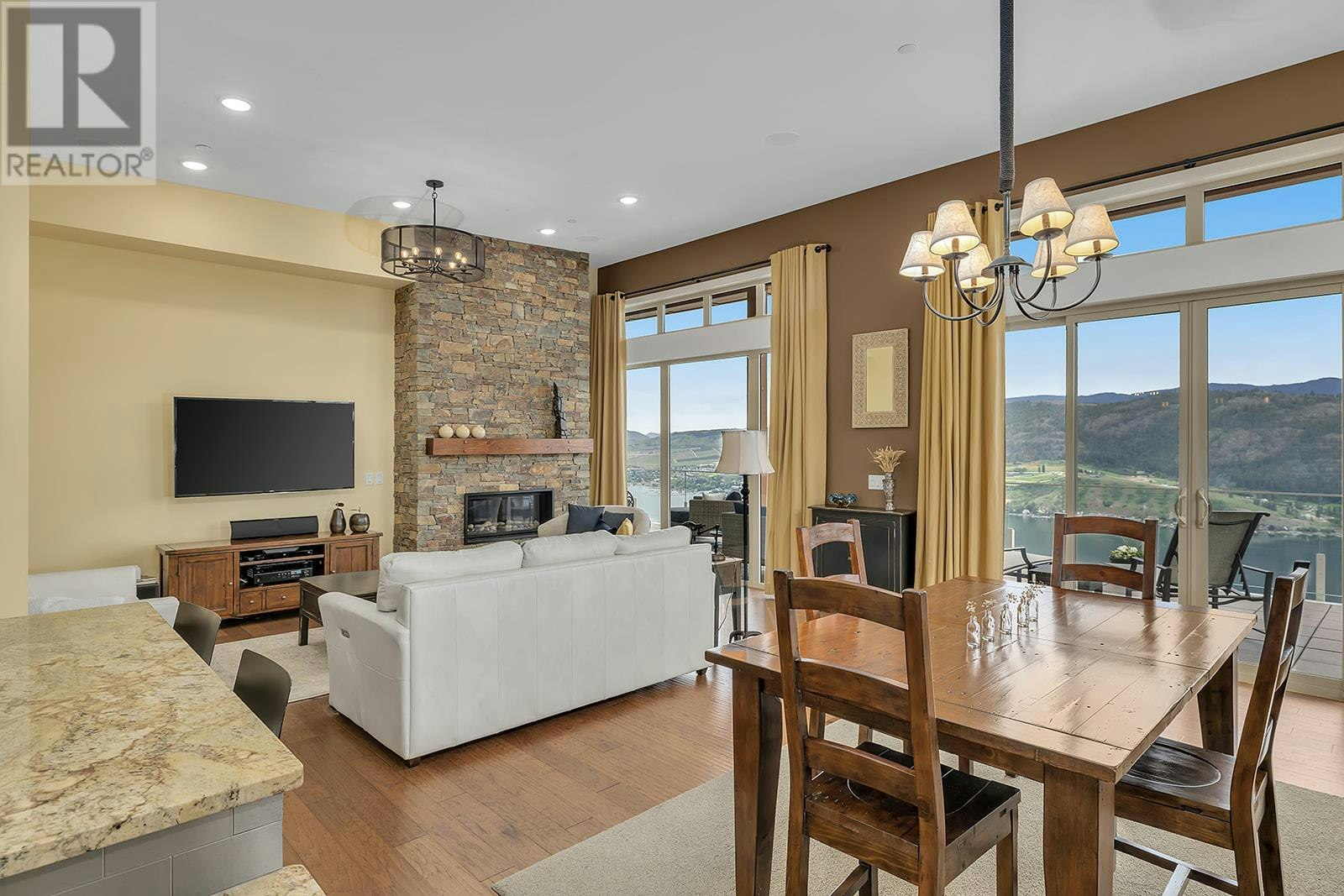 8956 Tavistock Road, Vernon, BC - 17