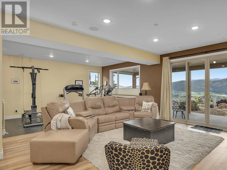 8956 Tavistock Road, Vernon, BC - 37