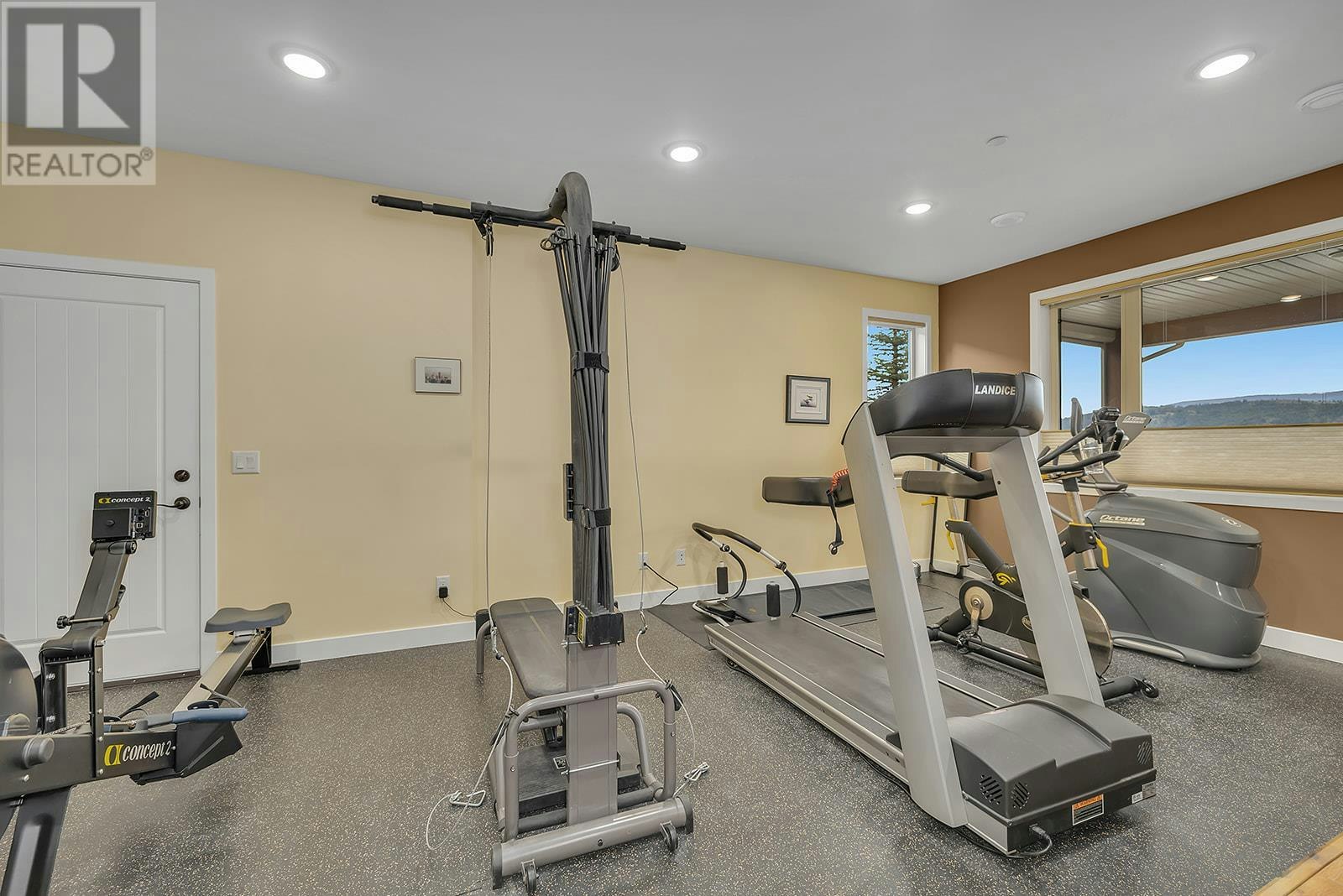 8956 Tavistock Road, Vernon, BC - 40