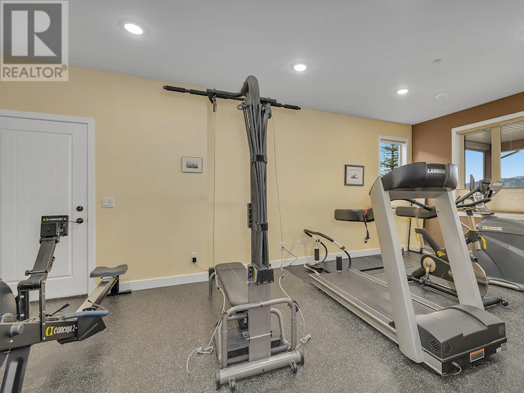 8956 Tavistock Road, Vernon, BC - 40