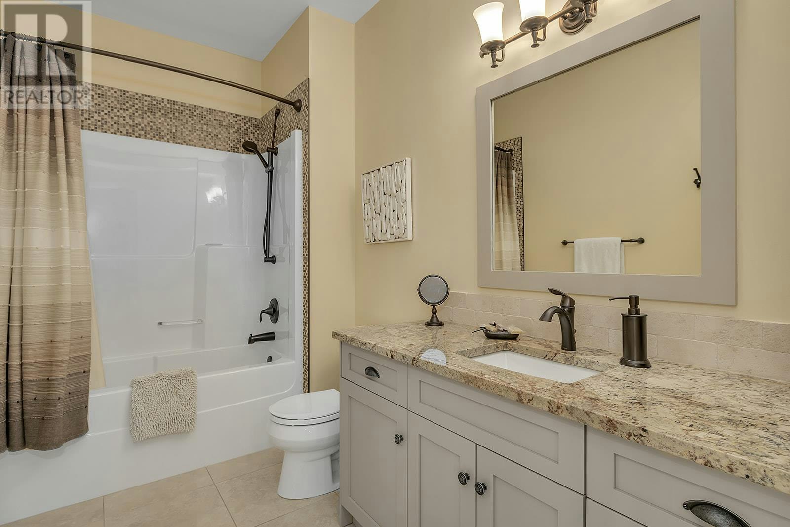 8956 Tavistock Road, Vernon, BC - 41