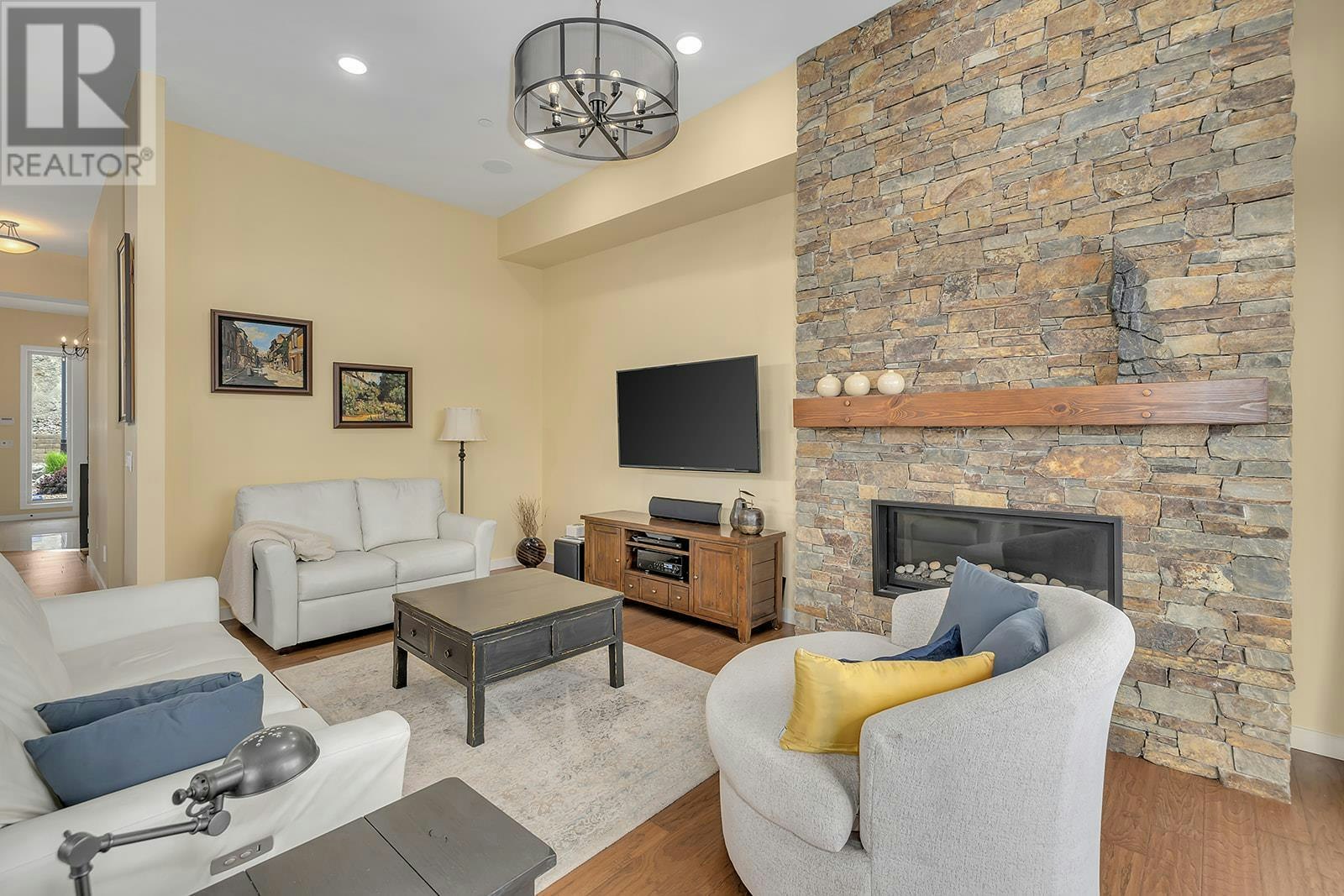 8956 Tavistock Road, Vernon, BC - 8