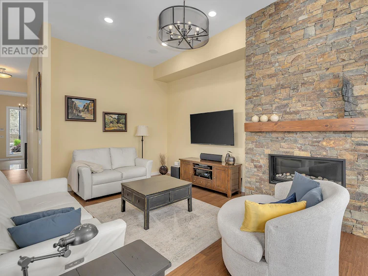8956 Tavistock Road, Vernon, BC - 8