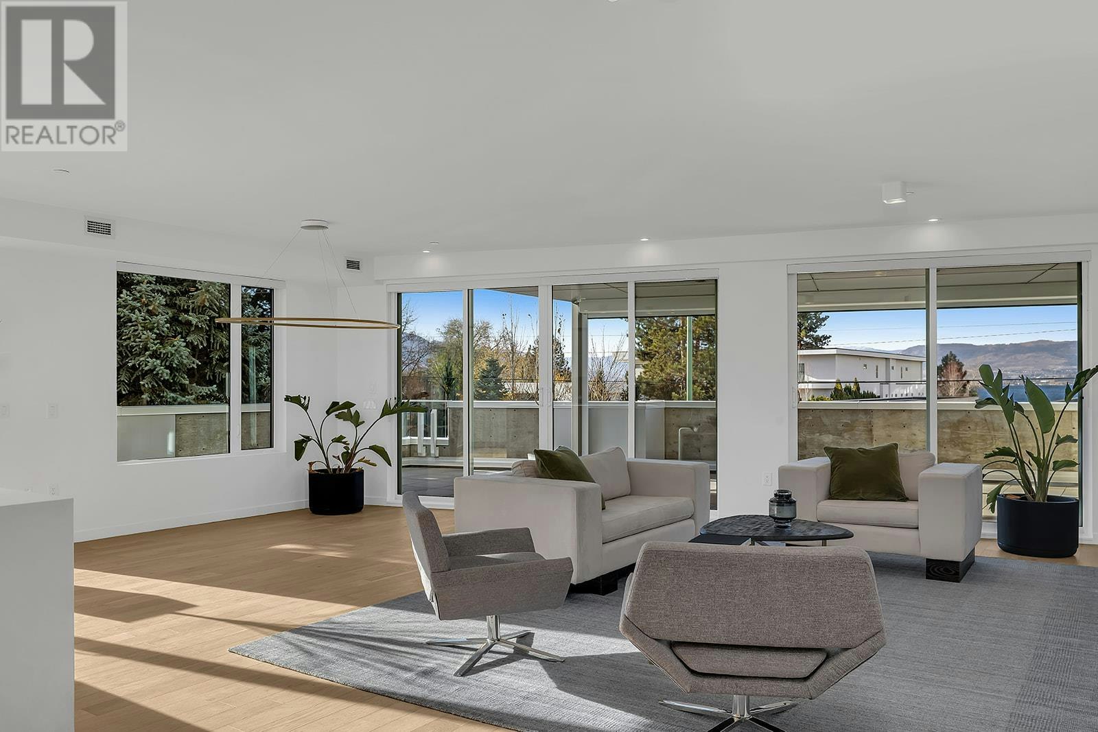 102-4071 Lakeshore Road, Kelowna, BC, V1W 1V7 - 12