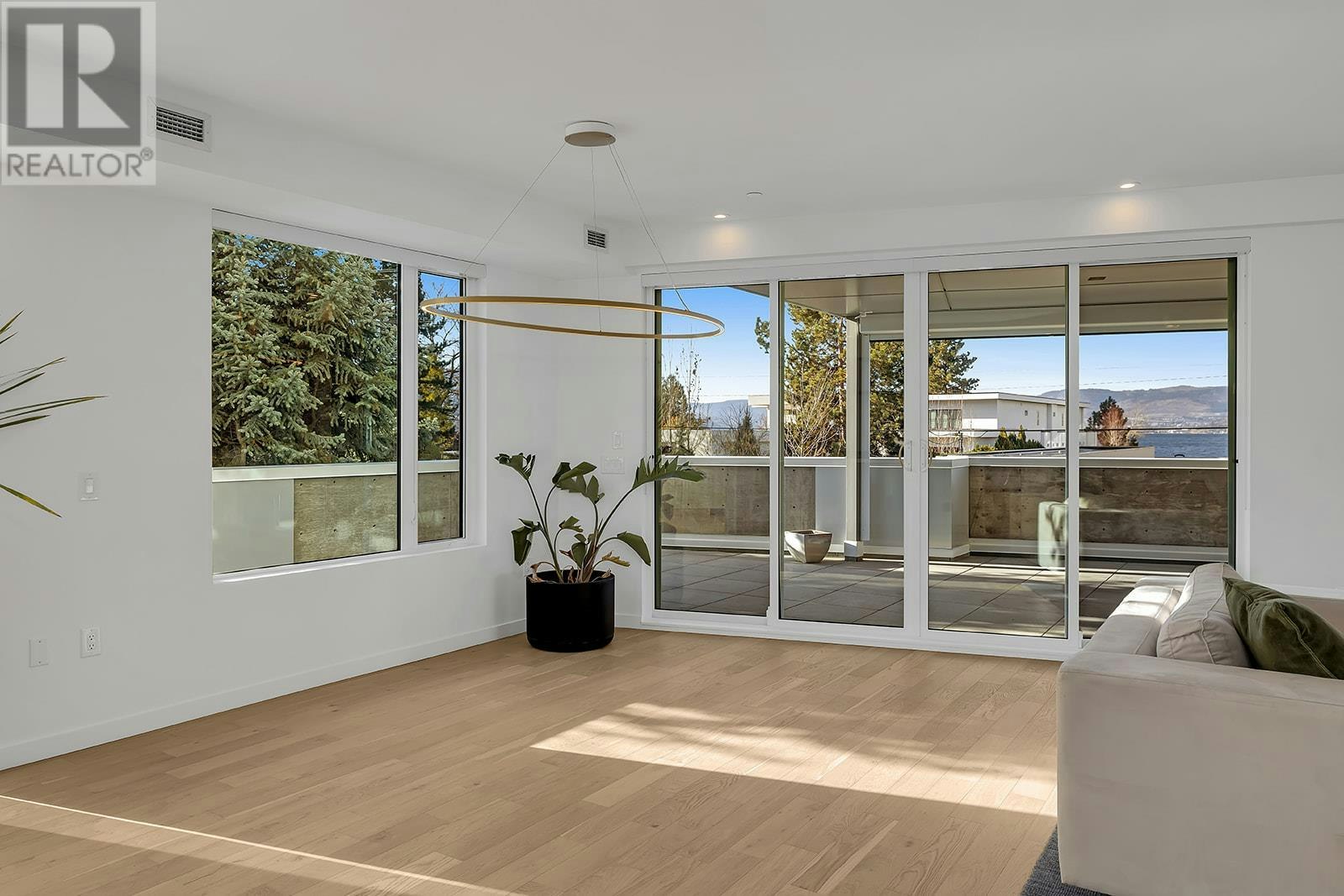 102-4071 Lakeshore Road, Kelowna, BC, V1W 1V7 - 7
