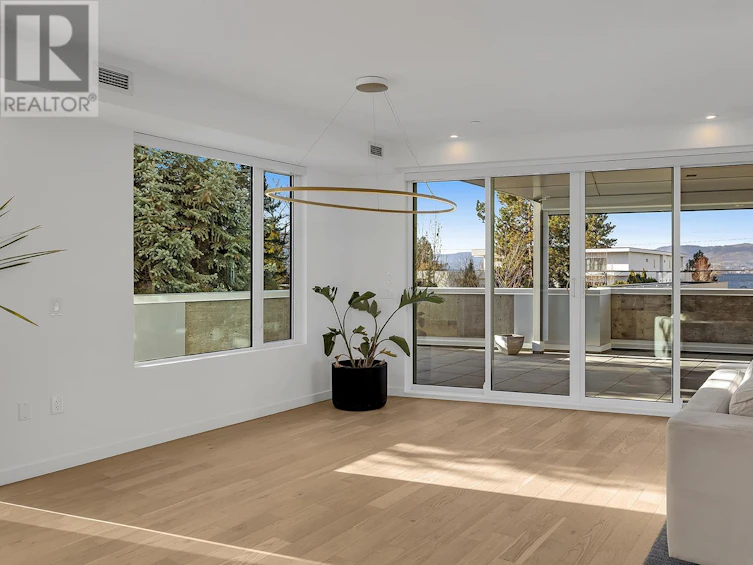 102-4071 Lakeshore Road, Kelowna, BC, V1W 1V7 - 7