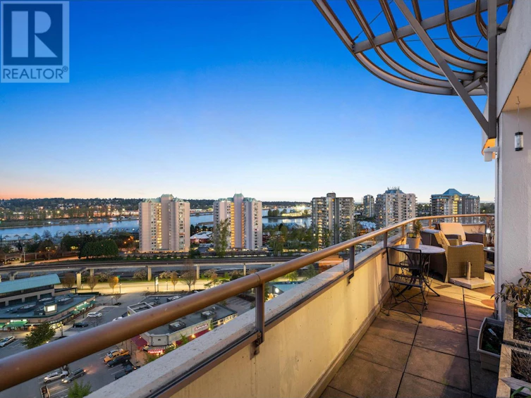 PH2-98 Tenth Street, New Westminster, BC, V3M 6L8