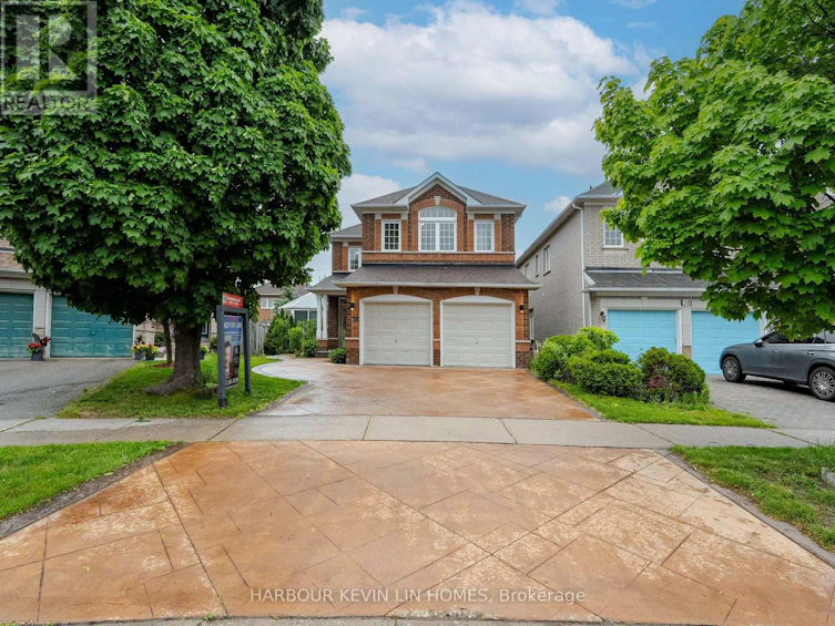36 Walnut Grove Crescent, Richmond Hill, ON, L4S 1Y9