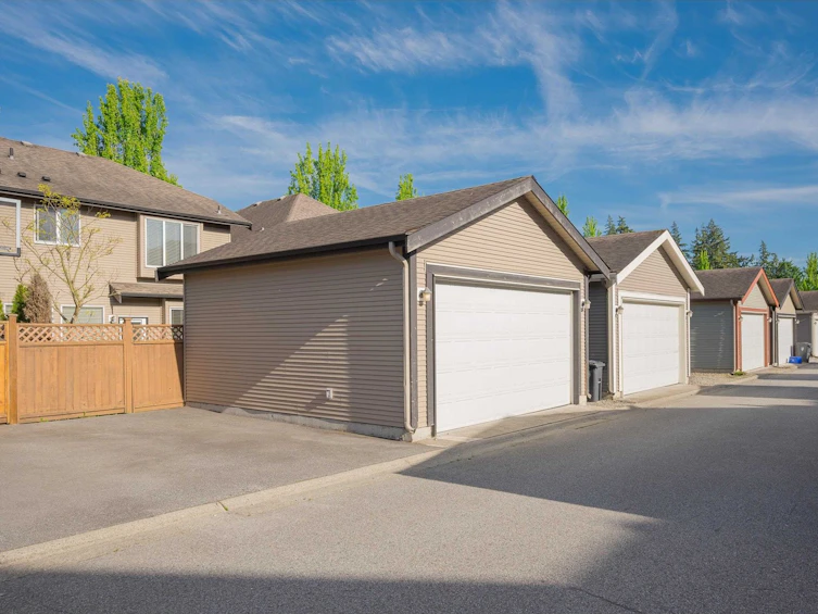 6941 208b Street, Langley, BC, V2Y 0G3 - 39