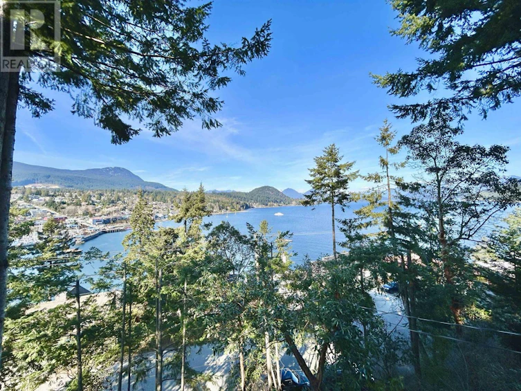 395 Skyline Drive, Gibsons, BC, V0N 1V8 - 6
