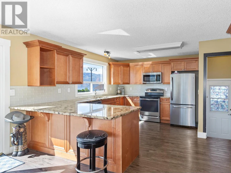 1141 Perley Road, West Kelowna, BC, V1Z 2T3 - 12