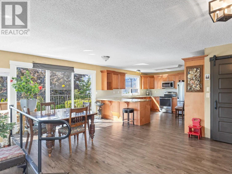 1141 Perley Road, West Kelowna, BC, V1Z 2T3 - 5