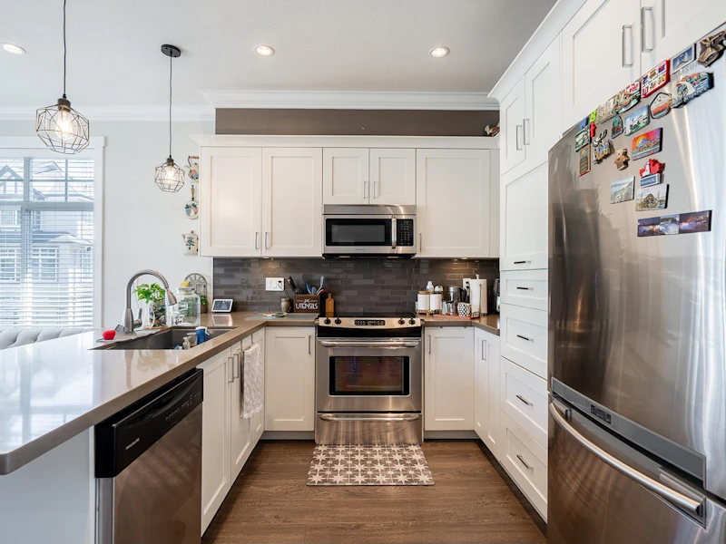 4 - 7090 180th Street, Surrey BC V3S 3T9