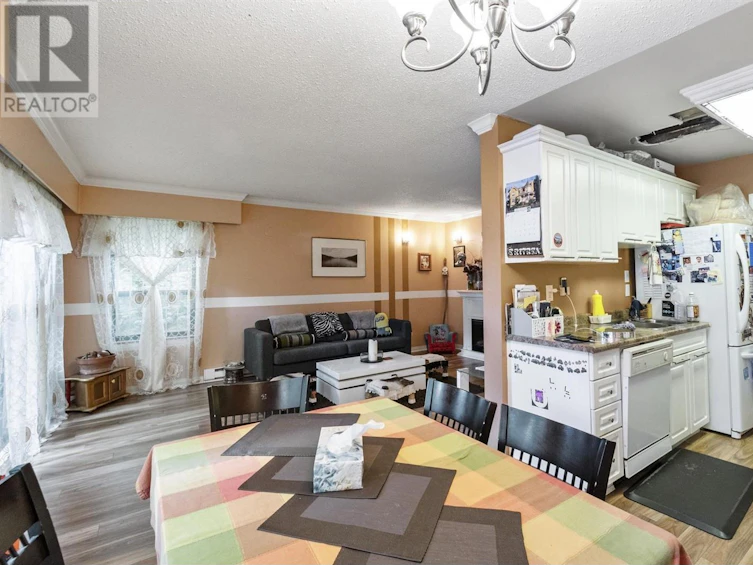 105-813 East Broadway, Vancouver, BC, V5T 1Y2 - 8