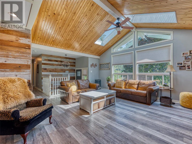4446 Cedar Hill Road, Falkland, BC, V0E 1W1 - 22