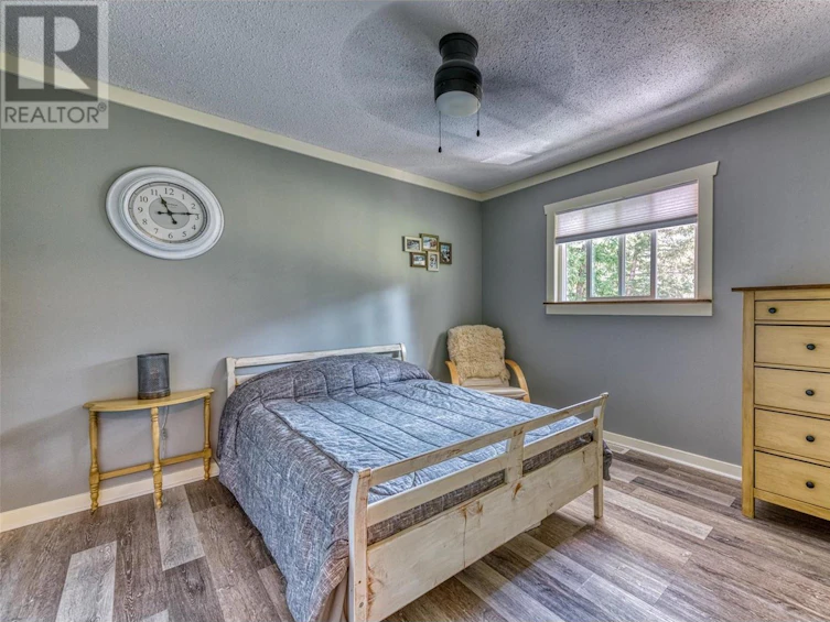 4446 Cedar Hill Road, Falkland, BC, V0E 1W1 - 30