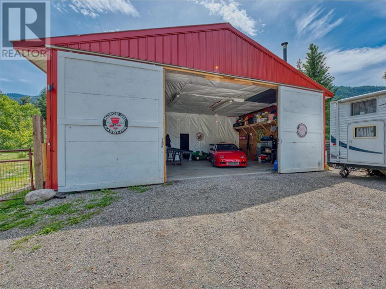 4446 Cedar Hill Road, Falkland, BC, V0E 1W1 - 52