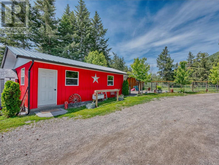 4446 Cedar Hill Road, Falkland, BC, V0E 1W1 - 56