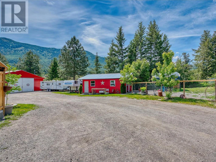 4446 Cedar Hill Road, Falkland, BC, V0E 1W1 - 57