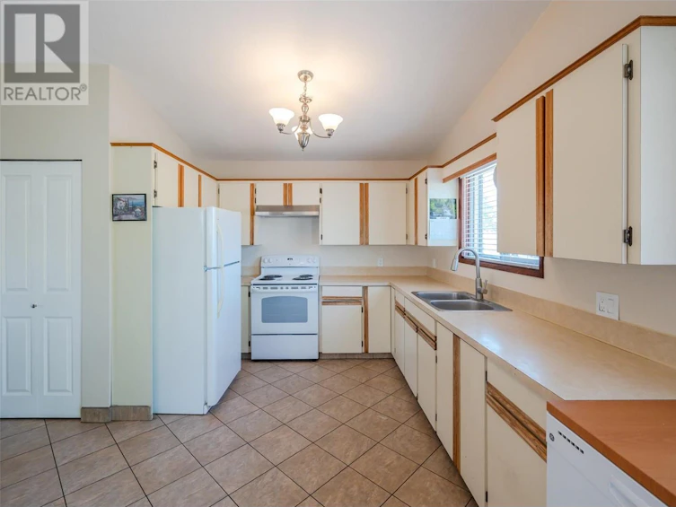 8502 32nd Avenue, Osoyoos, BC, V0H 1V1 - 17